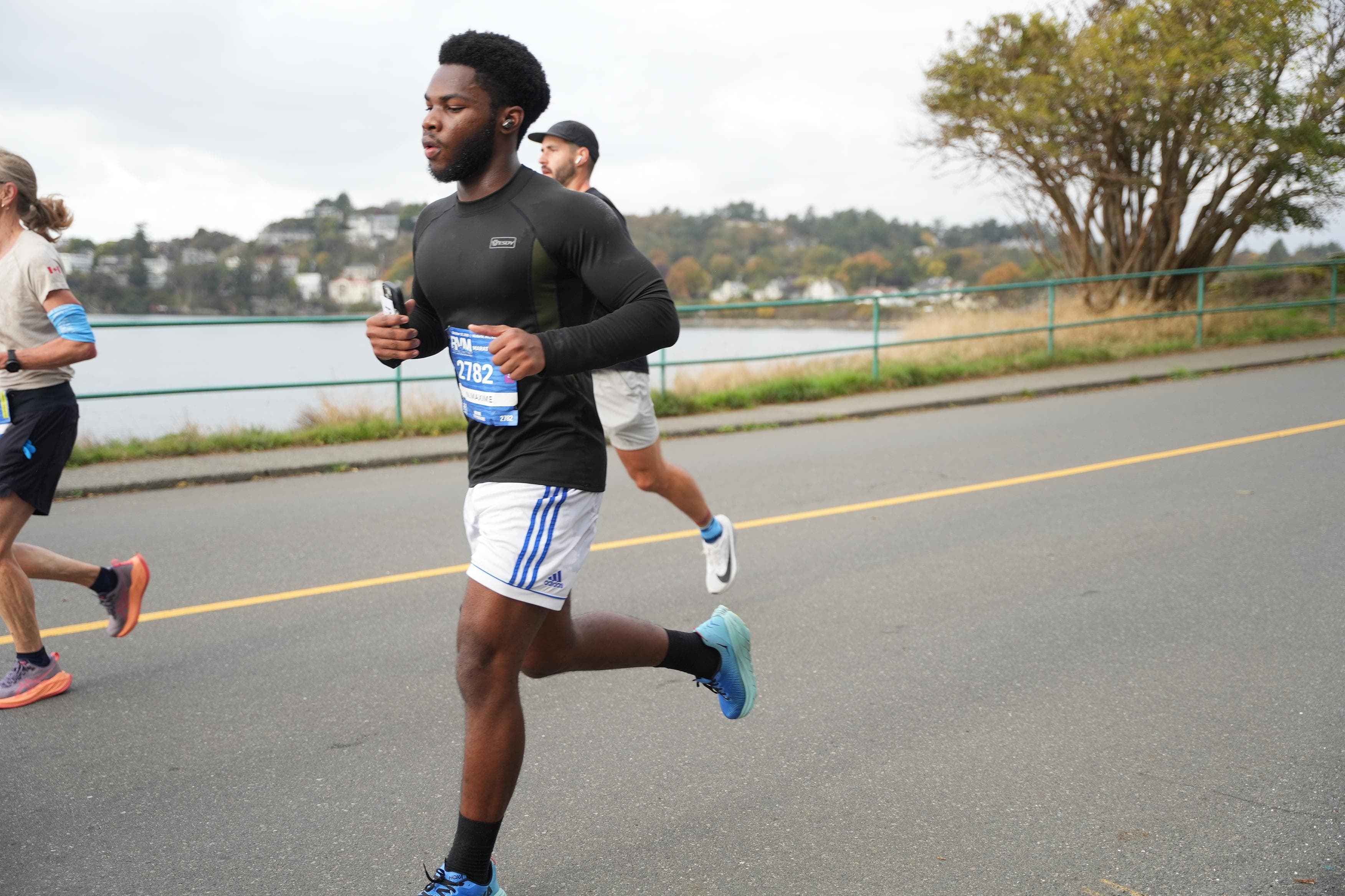 Maxime running a marathon